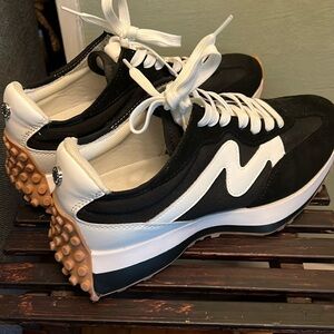 Steve Madden Black & White Sneakers